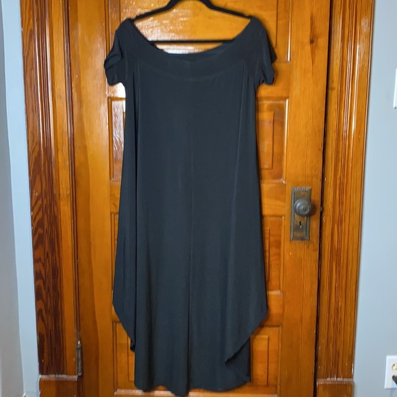 High low off shoulder black top - Picture 2 of 3